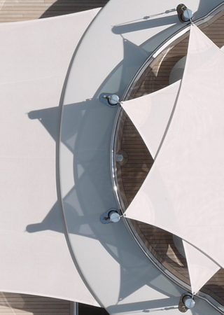 Illustration for article titled Inspect the Detailed Geometry of Ships in These High Res Photos